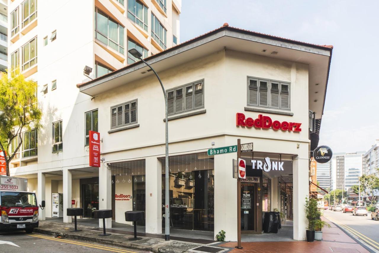 Hotel RedDoorz Premium at Balestier Singapur Exterior foto