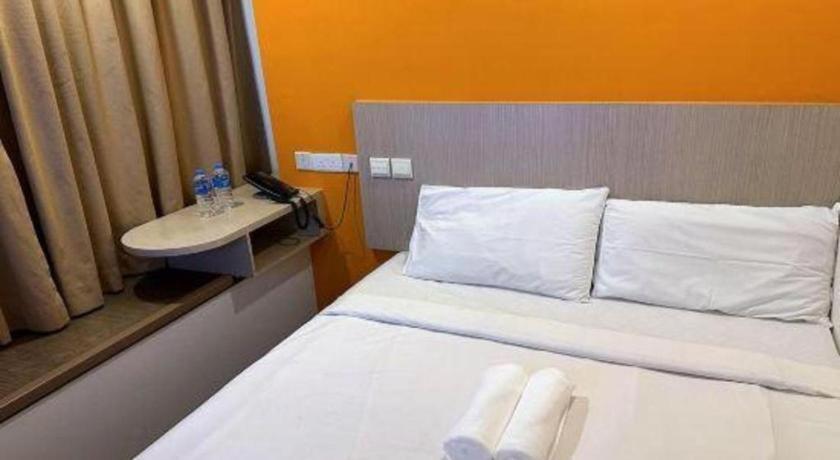 Hotel RedDoorz Premium at Balestier Singapur Exterior foto