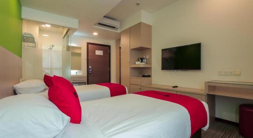 Hotel RedDoorz Premium at Balestier Singapur Exterior foto