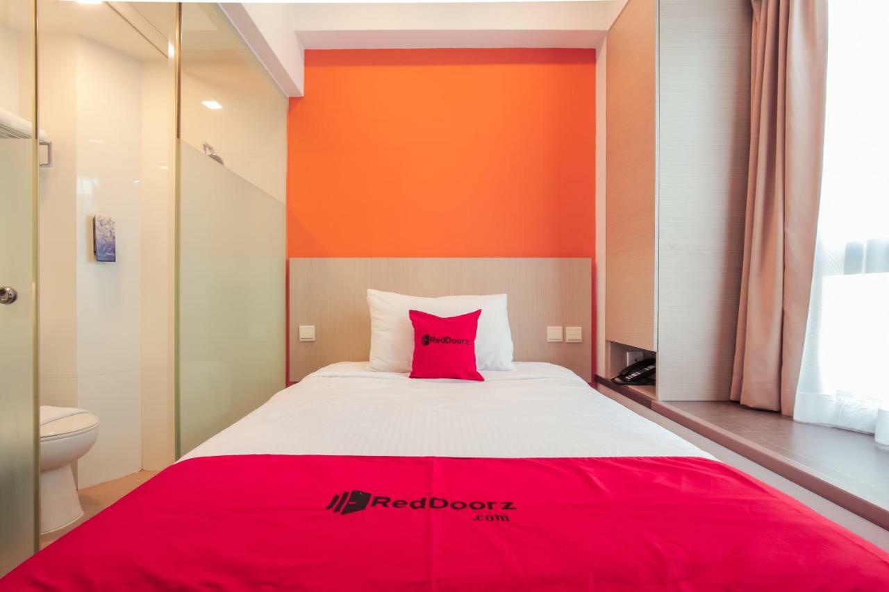 Hotel RedDoorz Premium at Balestier Singapur Zimmer foto